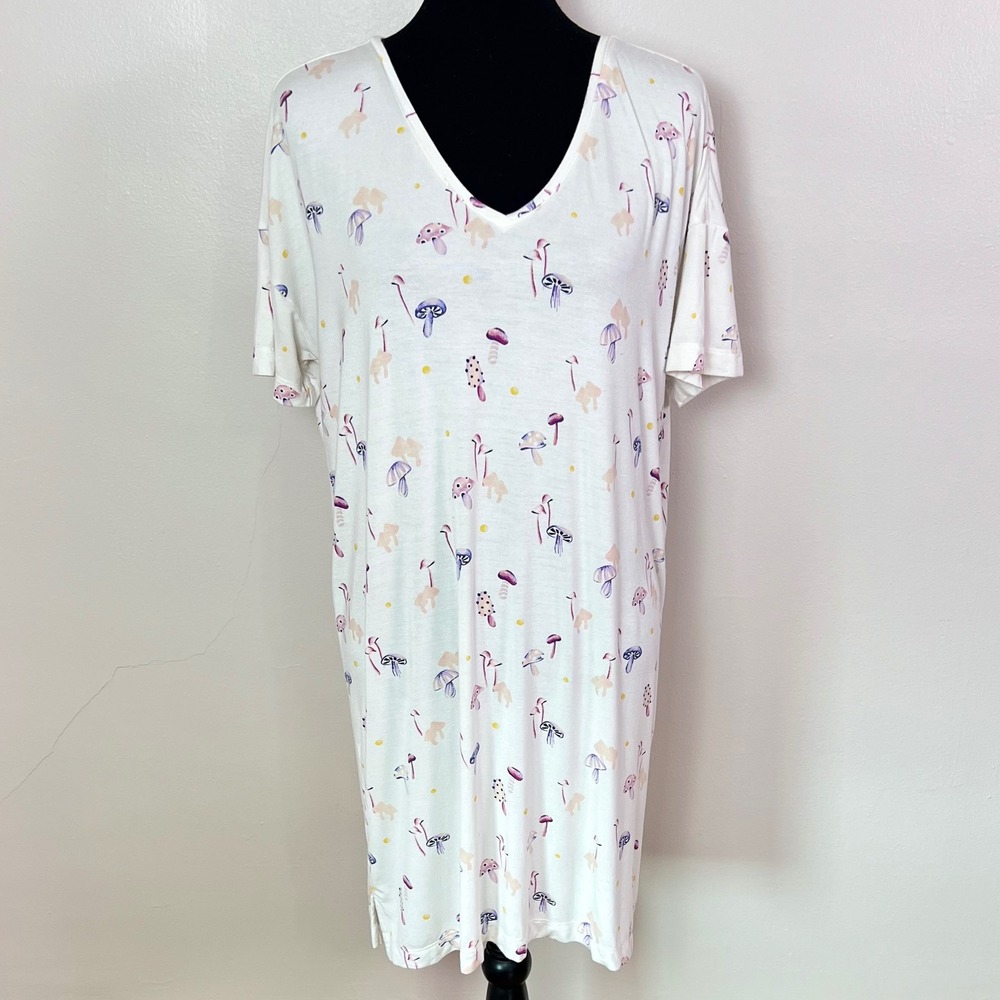 Soma Mushroom Print Sleep Shirt M White V-Neck Short Sleeve Goblincore Fairy